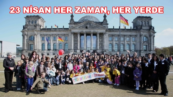 BerlinKADINCAeu-20190423-2100-23-NISAN-KINDERPARLAMENT-Munir-Bagriacik-678x381